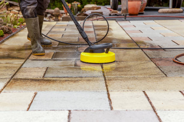 Best Driveway Pressure Washing  in Clinton, MS